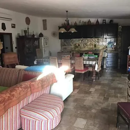 Casa Vacanze Virginia Holiday home Torre Pali